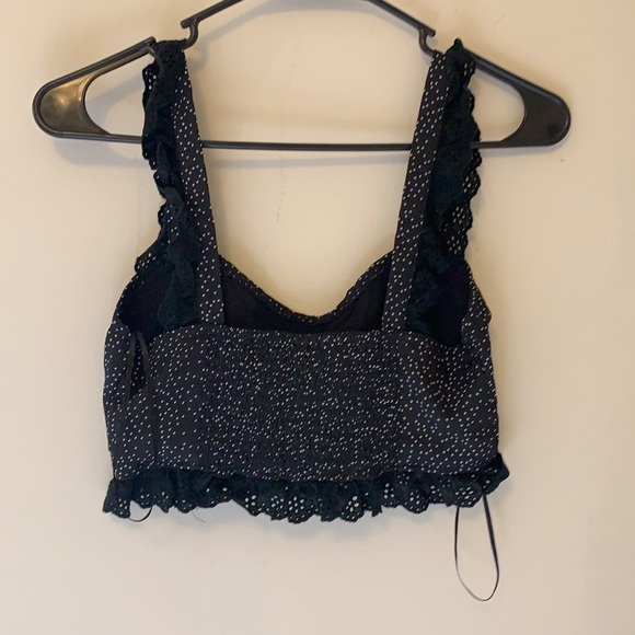 Size small black and white polka dot top - Picture 2 of 2